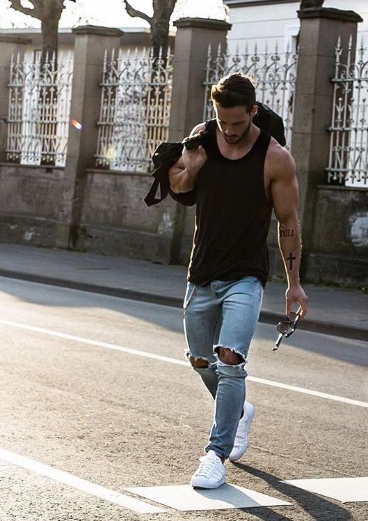 Calça jeans clara best sale como usar masculina